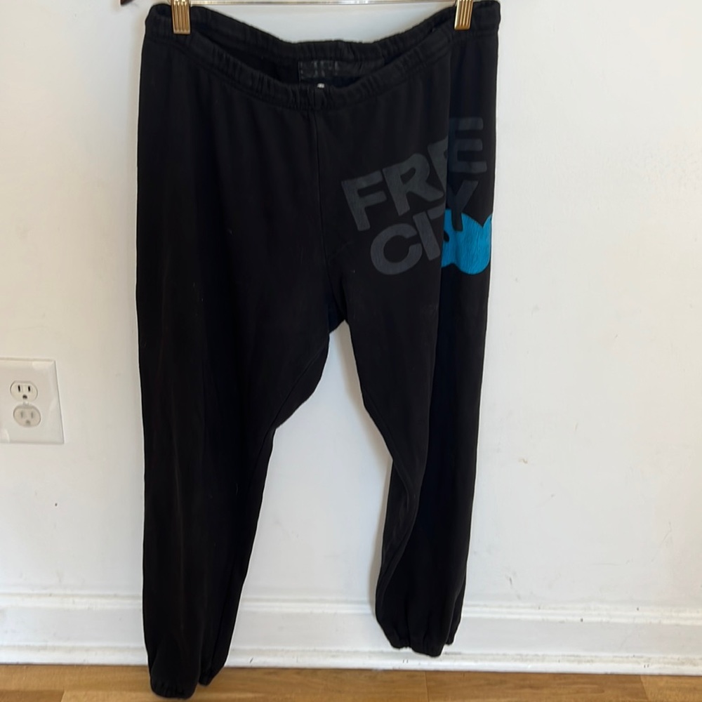 Free city black pants size L - Picture 1 of 6